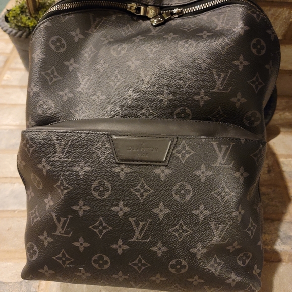 Louis Vuitton Backpack - Picture 1 of 4